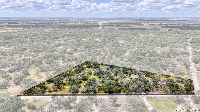 101 Cynthia Pleasanton, TX 78064