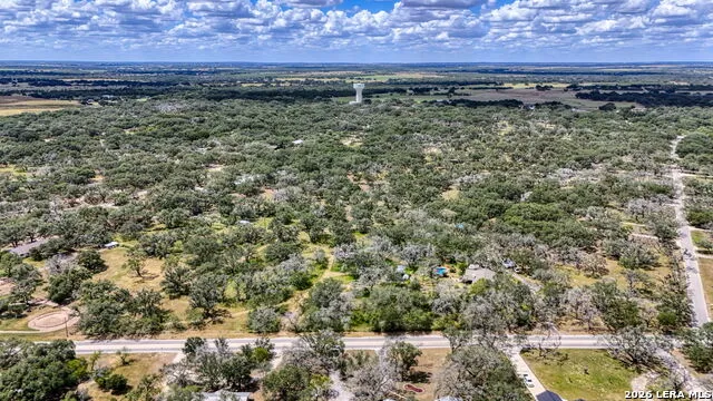 101 Cynthia Pleasanton, TX 78064
