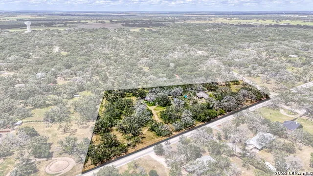 101 Cynthia Pleasanton, TX 78064