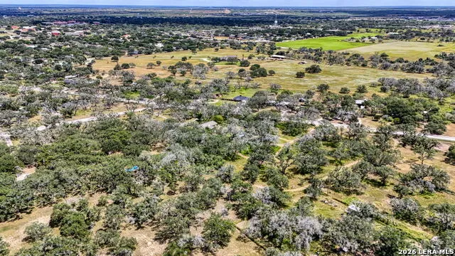 101 Cynthia Pleasanton, TX 78064