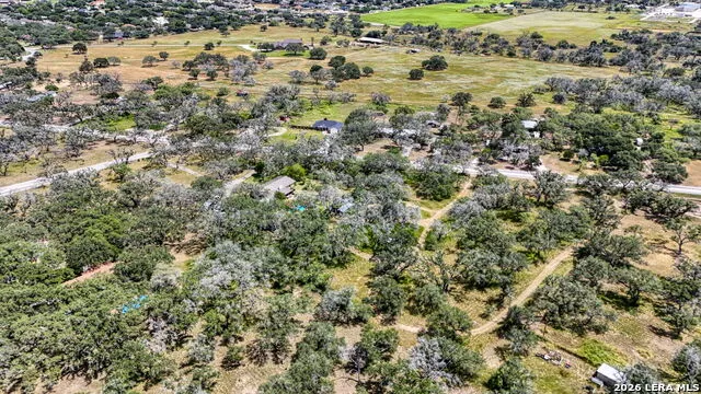 101 Cynthia Pleasanton, TX 78064