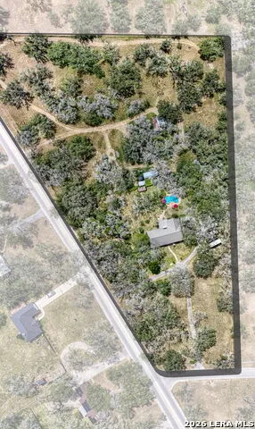 101 Cynthia Pleasanton, TX 78064