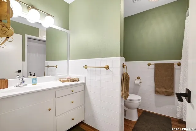204 Gardenview Castle Hills, TX 78213