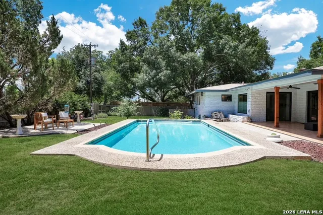 204 Gardenview Castle Hills, TX 78213
