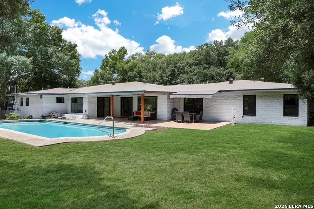 204 Gardenview Castle Hills, TX 78213