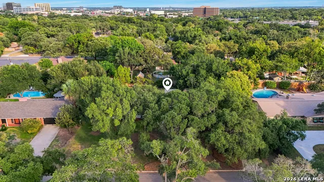 204 Gardenview Castle Hills, TX 78213