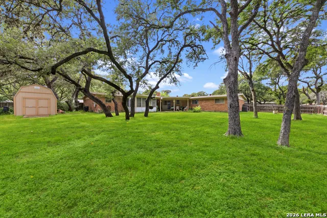210 KIMBERLY DR Universal City, TX 78148