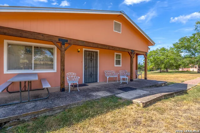 20260 Campbellton San Antonio, TX 78264