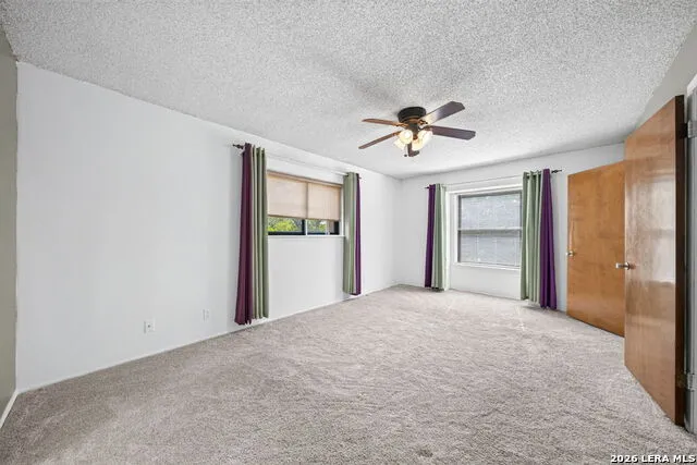 606 Cordoba Dr Universal City, TX 78148