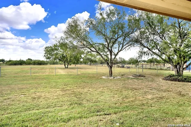 101 Hickory Run La Vernia, TX 78121