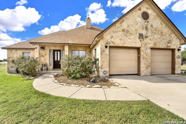 101 Hickory Run La Vernia, TX 78121