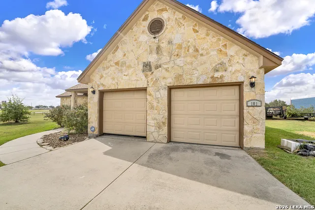 101 Hickory Run La Vernia, TX 78121