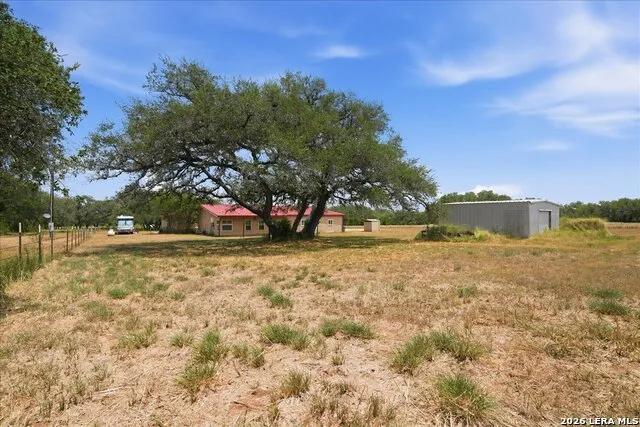 4885 COUNTY ROAD 329 Beeville, TX 78102