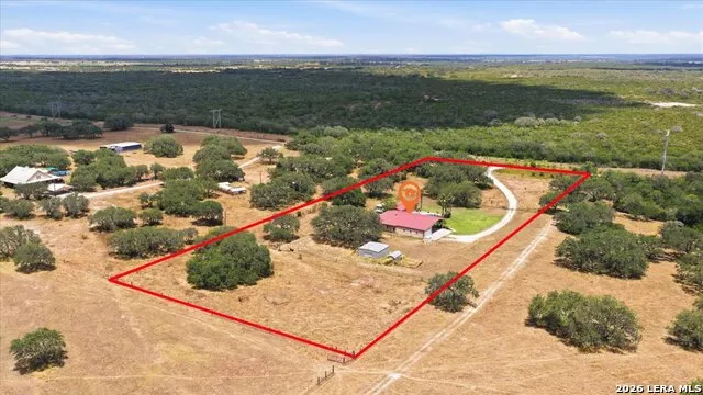 4885 COUNTY ROAD 329 Beeville, TX 78102