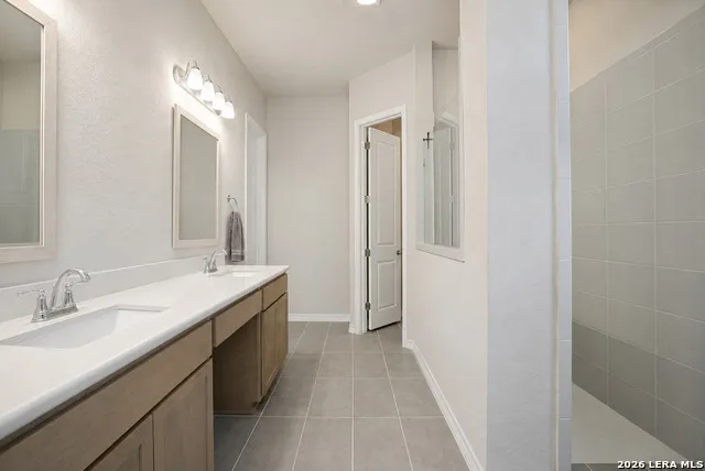 29618 WACKFORD RDG Fair Oaks Ranch, TX 78015