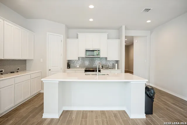 29618 WACKFORD RDG Fair Oaks Ranch, TX 78015