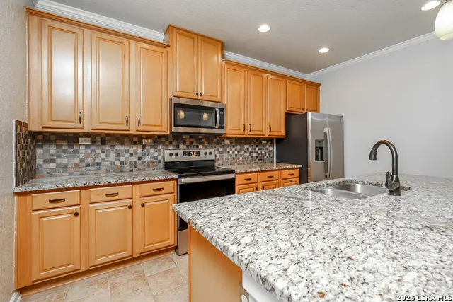 4422 Semora Oak San Antonio, TX 78259