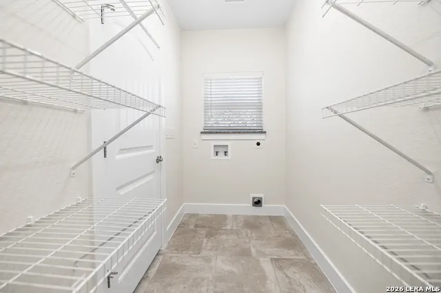 1385 RIVIERA DR Canyon Lake, TX 78133