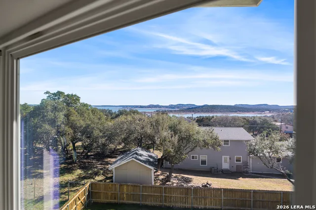 1385 RIVIERA DR Canyon Lake, TX 78133