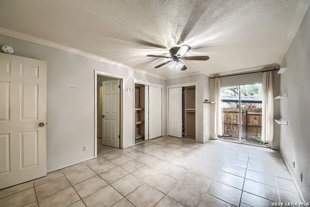 2210 Knights Wood San Antonio, TX 78231