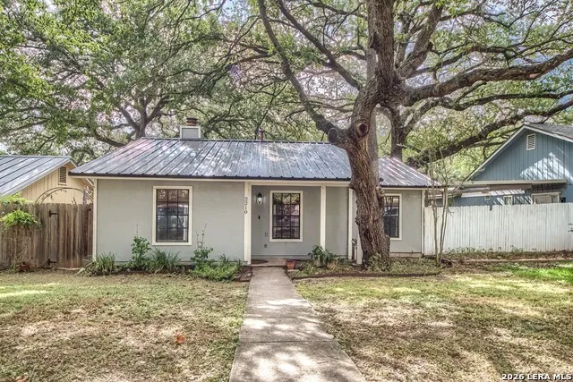 2210 Knights Wood San Antonio, TX 78231