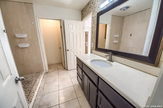 2210 Knights Wood San Antonio, TX 78231
