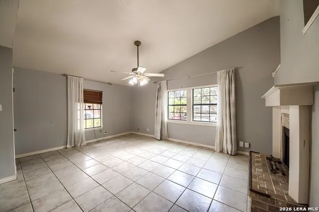 2210 Knights Wood San Antonio, TX 78231