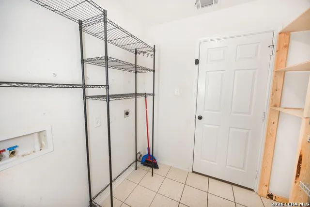 3633 Double Diamond Selma, TX 78154