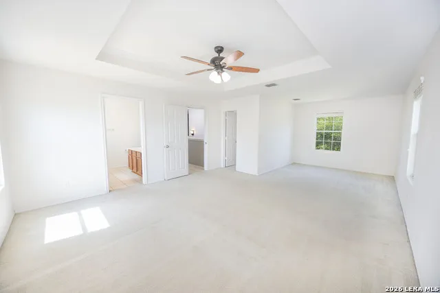 3633 Double Diamond Selma, TX 78154