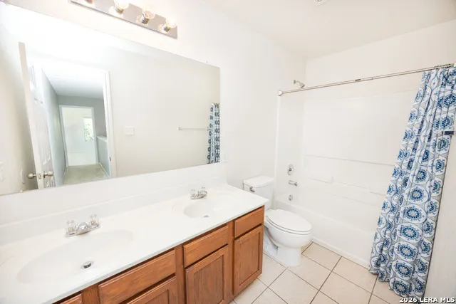 3633 Double Diamond Selma, TX 78154