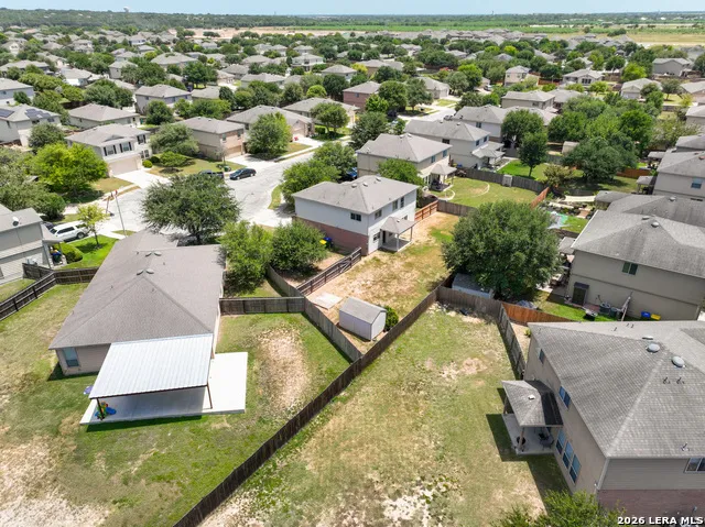 3633 Double Diamond Selma, TX 78154