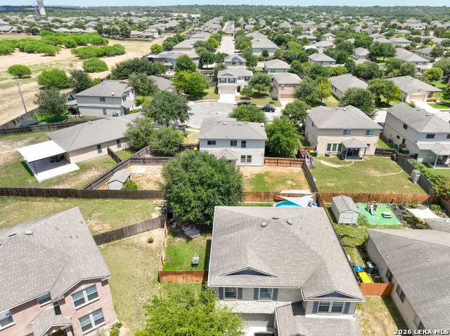 3633 Double Diamond Selma, TX 78154