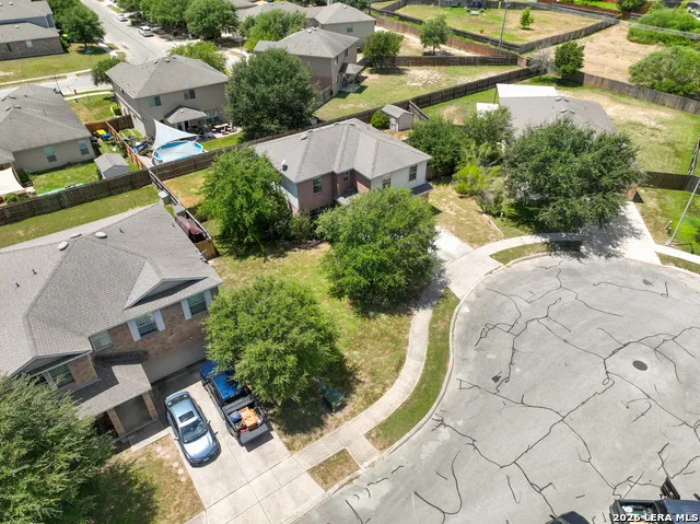 3633 Double Diamond Selma, TX 78154