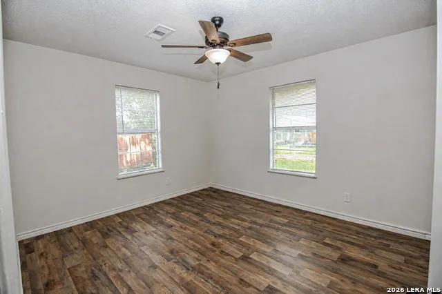 606 BERRY ST Beeville, TX 78102