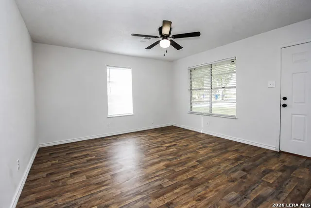 606 BERRY ST Beeville, TX 78102