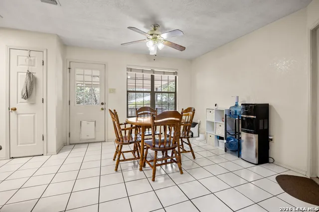 2071 CANDLELIGHT DR Canyon Lake, TX 78133