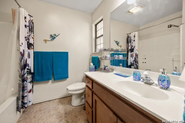 2071 CANDLELIGHT DR Canyon Lake, TX 78133