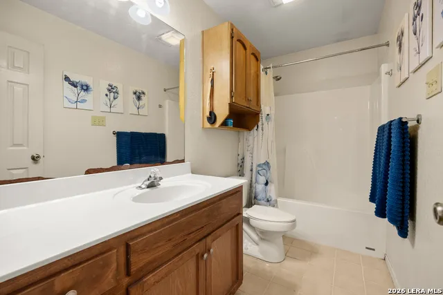 2071 CANDLELIGHT DR Canyon Lake, TX 78133