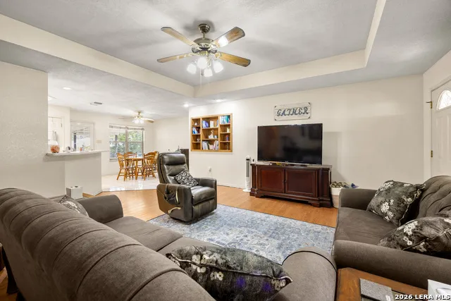 2071 CANDLELIGHT DR Canyon Lake, TX 78133