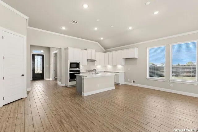 5003 Bonniecrest San Antonio, TX 78263