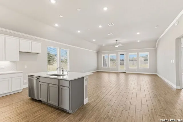 5003 Bonniecrest San Antonio, TX 78263