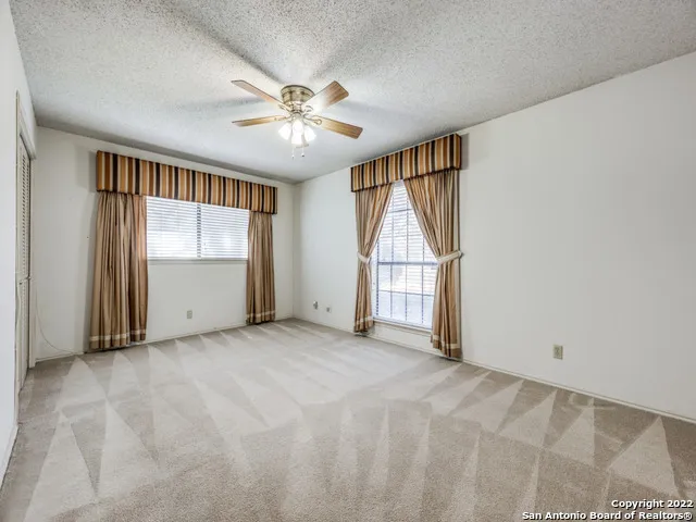 98 Longbow Rd Shavano Park, TX 78231