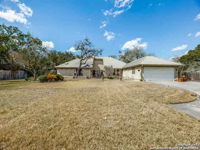 98 Longbow Rd Shavano Park, TX 78231