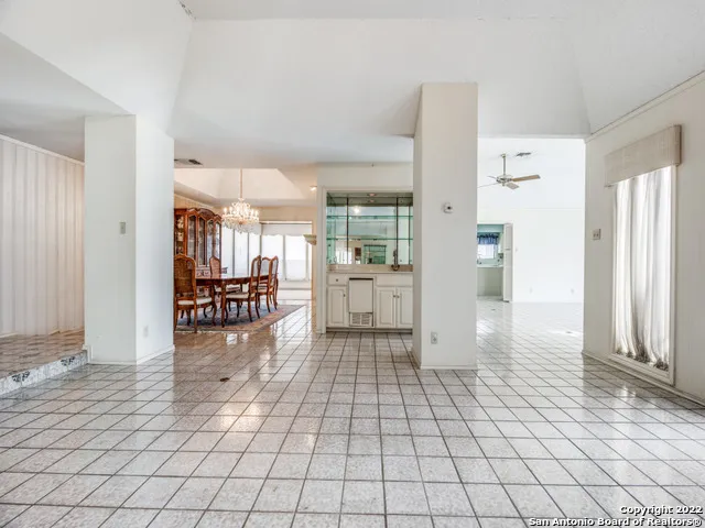 98 Longbow Rd Shavano Park, TX 78231