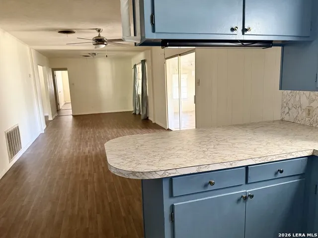 900 E Huntington Beeville, TX 78102