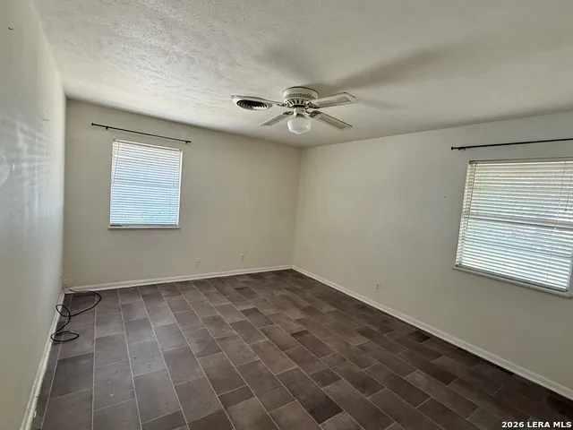 900 E Huntington Beeville, TX 78102