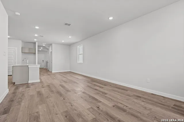 5515 Franklin Hills Von Ormy, TX 78073