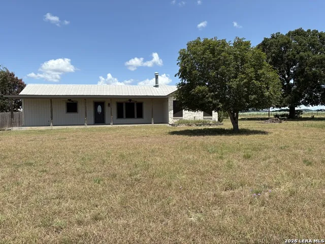 472 Valley View Trail Medina, TX 78055