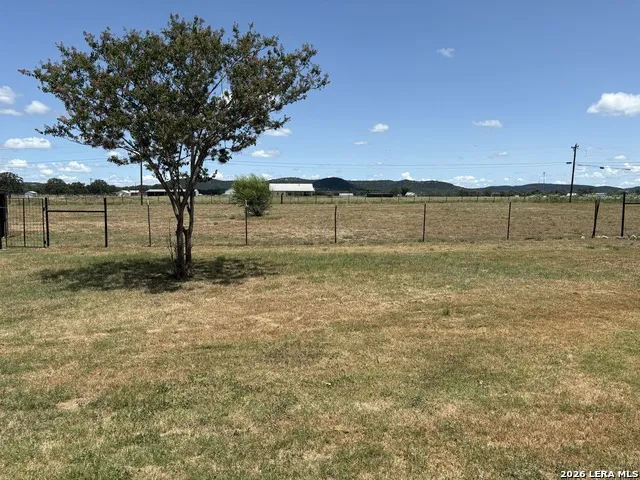 472 Valley View Trail Medina, TX 78055