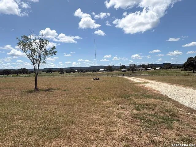 472 Valley View Trail Medina, TX 78055
